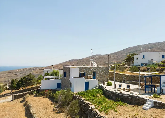 Mitato View Serifos Platis Gialos
