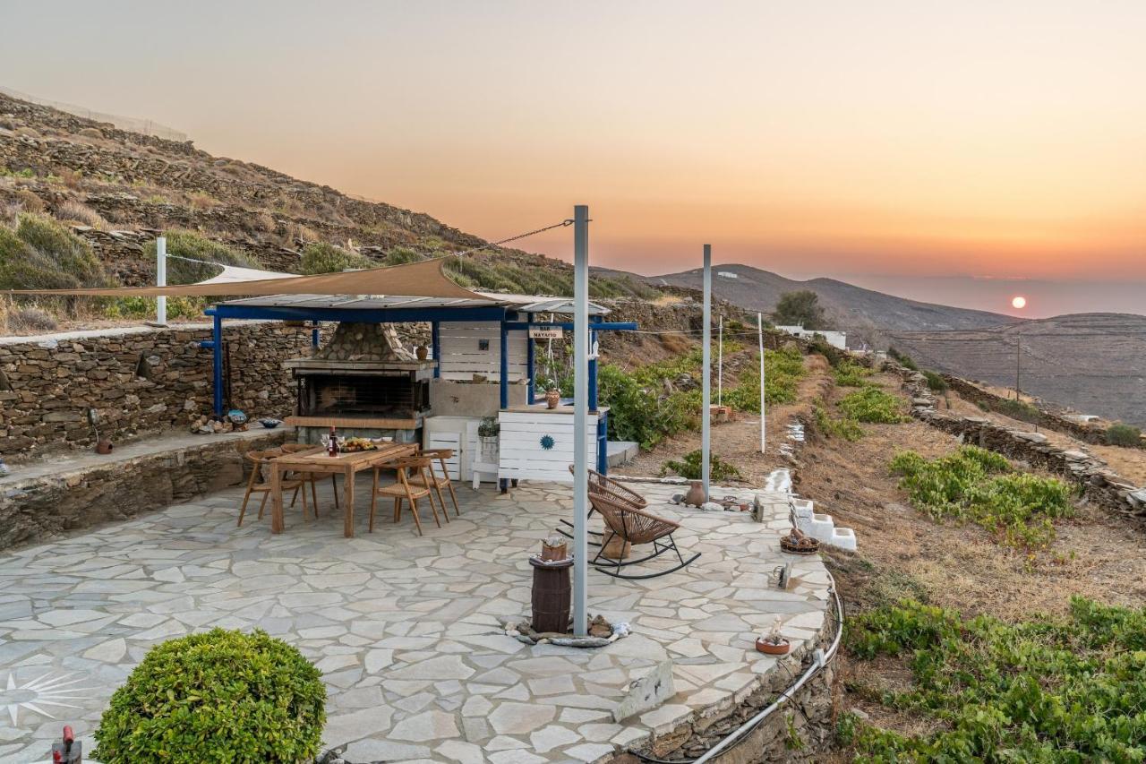 Mitato View Serifos Platis Gialos
