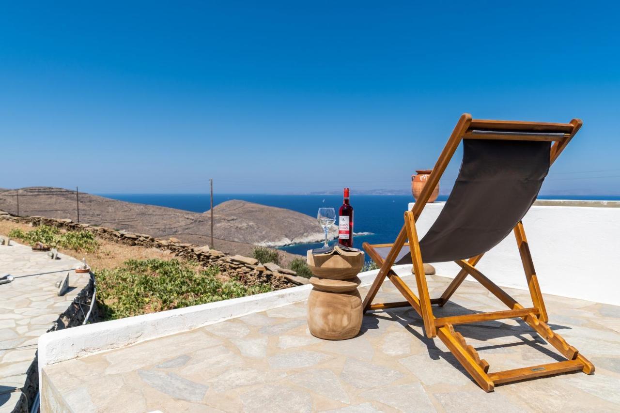 Mitato View Serifos Platis Gialos